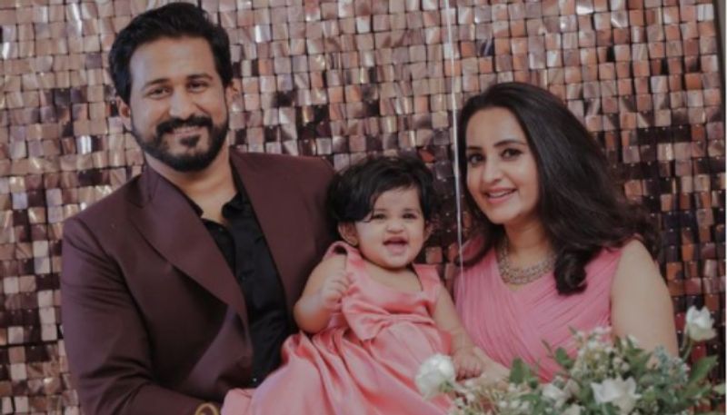 actress bhama celebrate her child first birthday