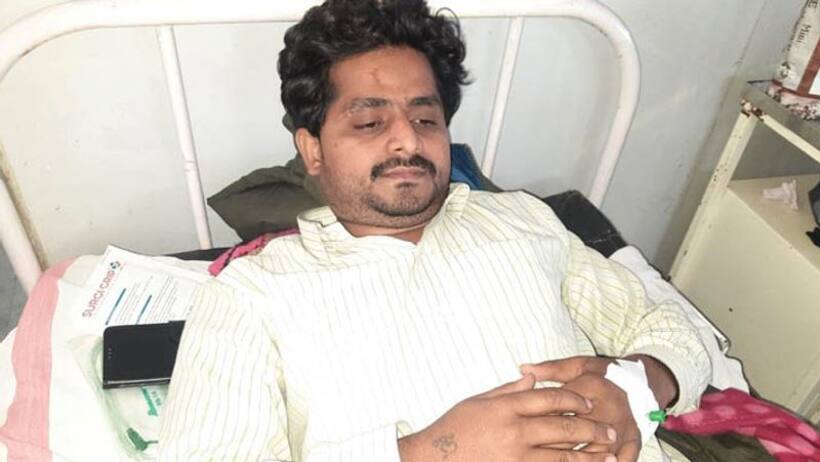 MP में ओमिक्रॉन का इतना खौफ कि व्यापारी ने खा लिया जहर, बोला-तीसरी लहर में तो मेरा परिवार जीते जी मर जाएगा...