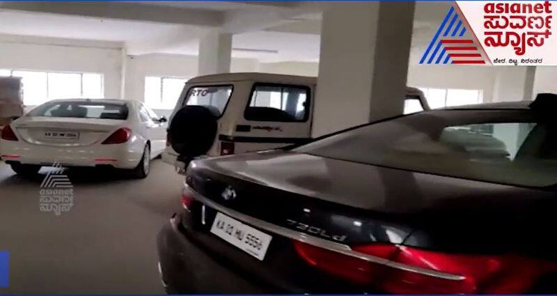 Nelamangala RTO Officials Seize Luxury Cars with Same Register Numbers ckm