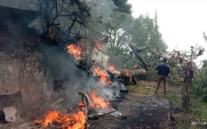 Chopper Crash: কপ্টার দুর্ঘটনায় মৃত বিপিন রাওয়াতের নিরাপত্তারক্ষী সৎপাল রাই, শোকস্তব্ধ দার্জিলিং