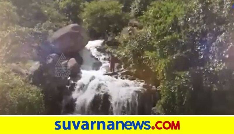 Madhugiri Falls Becomes Centre of Tourists Attraction in Tumakuru  hls