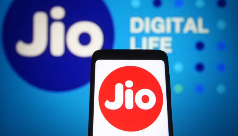 Jio Happy New Year Offer Rs 2545 Prepaid Recharge Plan 29 Days of Extra Validity mnj