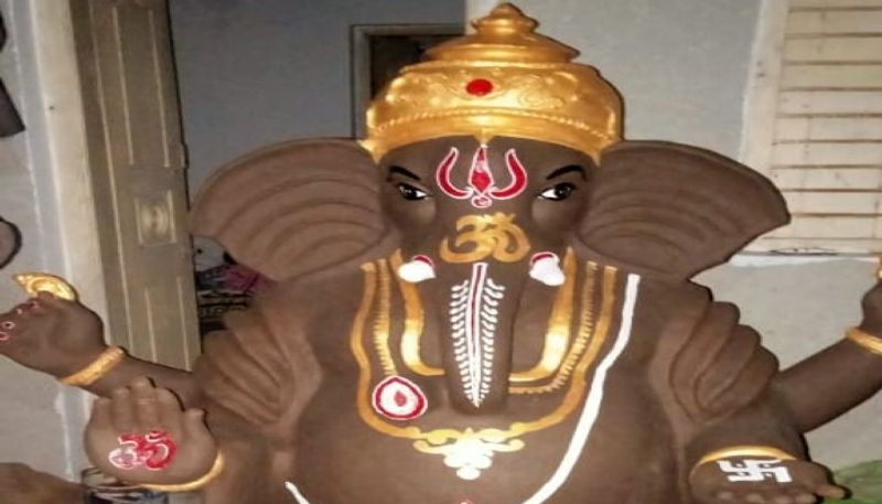 TS Government training in making clay Ganeshas