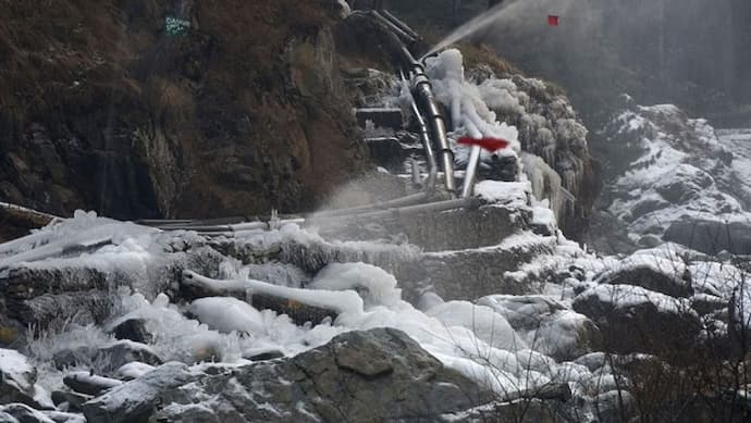 snow fall in jammu kashmir