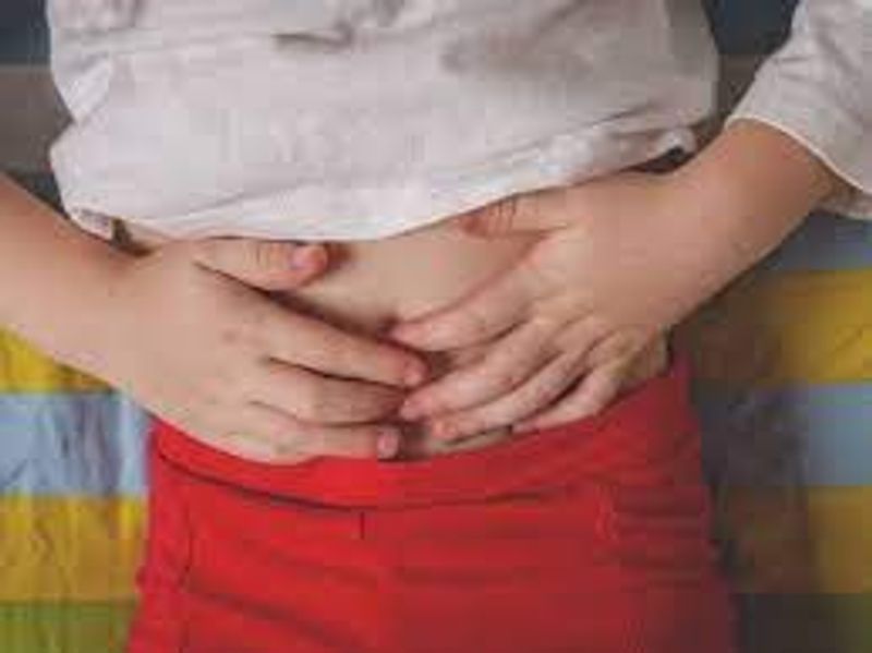 know what the gastrocolic reflex is and what it does to your body before you poop right after eating