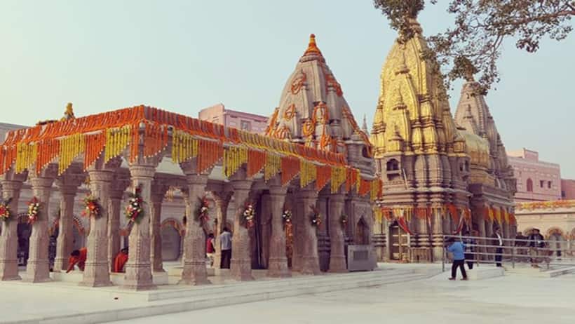 Maha Kumbh 2025 : Are you planning to visit the Kashi Vishwanath Temple? Check out the new Darshan Rules
