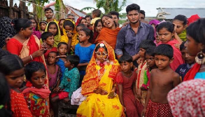 Child Marriage: গায়ে হলুদ শেষ, কোনও রকমে নাবালিকার বিয়ে রুখল পুলিশ