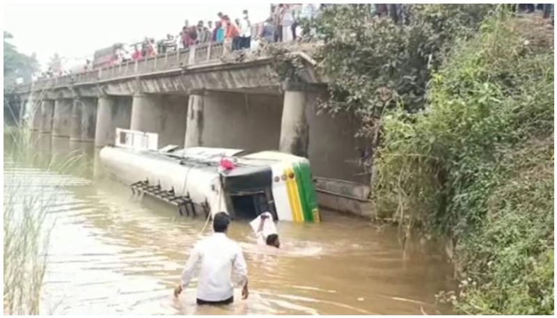 Pm Modi Announces Rs 2 Lakh Ex Gratia For Kin Of West Godavari District Bus Accident Victims