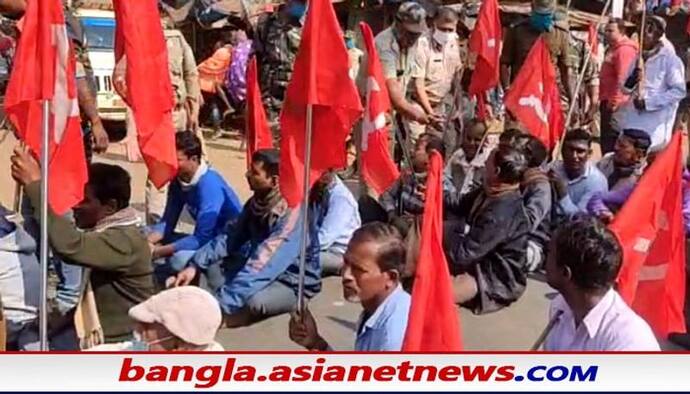 CPIM’s Movement: জাতীয় সড়ক অবরোধ, ১১ দফা দাবি নিয়ে বাঁকুড়ায় বড়সড় বিক্ষোভ বামেদের