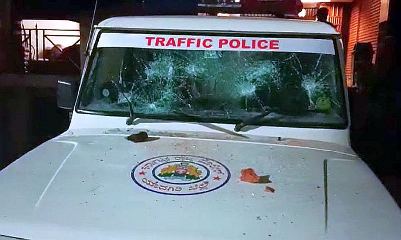 Maharashtra Karnataka border tense after vandalism in Belagavi