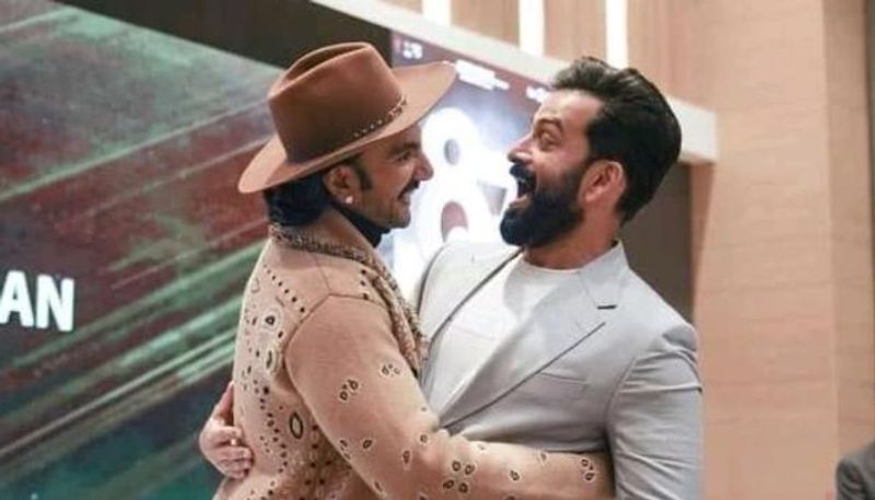 actor prithviraj share photo with Ranveer Singh