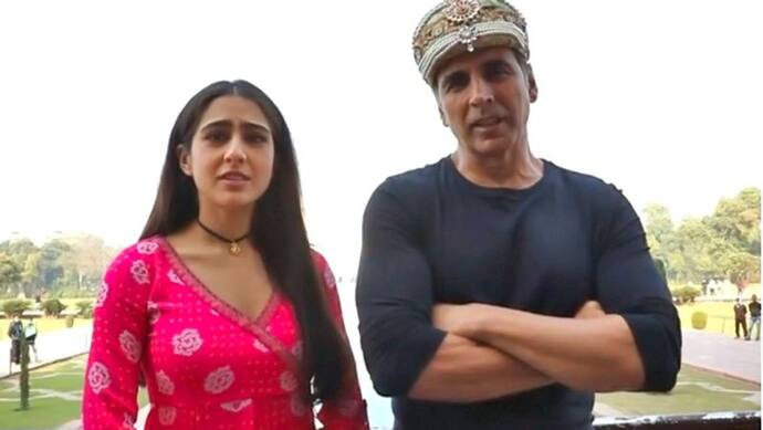 जब Akshay Kumar ने Sara Ali Khan को प्रसाद बताकर खिला दी ये चीज, एक्ट्रेस ने खुद सुनाया वाकया