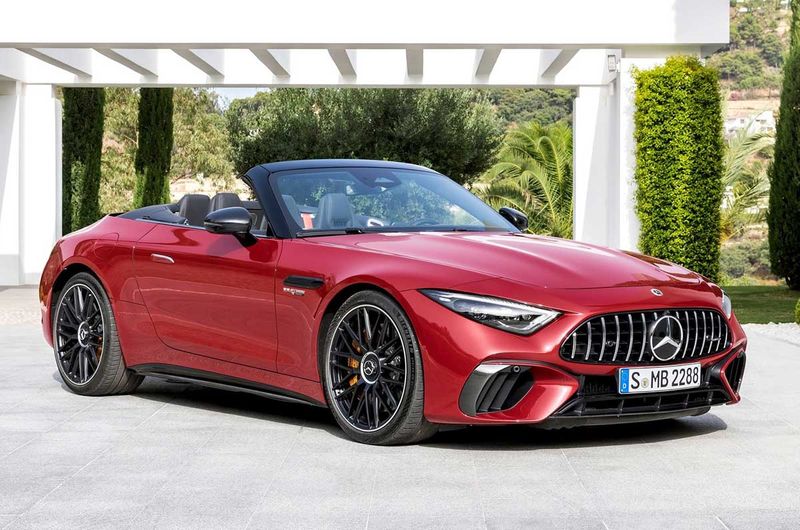 Mercedes AMG SL will come with customized luggage bags