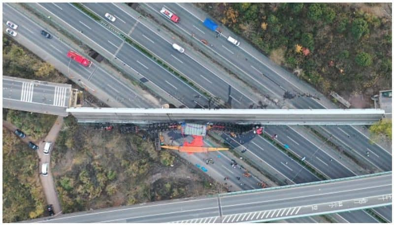 expressway bridge collapses in China Four killed and eight injured