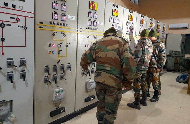 Jammu set to spend another night in darkness, Army on the job to restore power