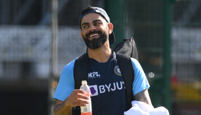 jo wada kiya hai wo nibhaana padega, virat kohli singing video goes viral