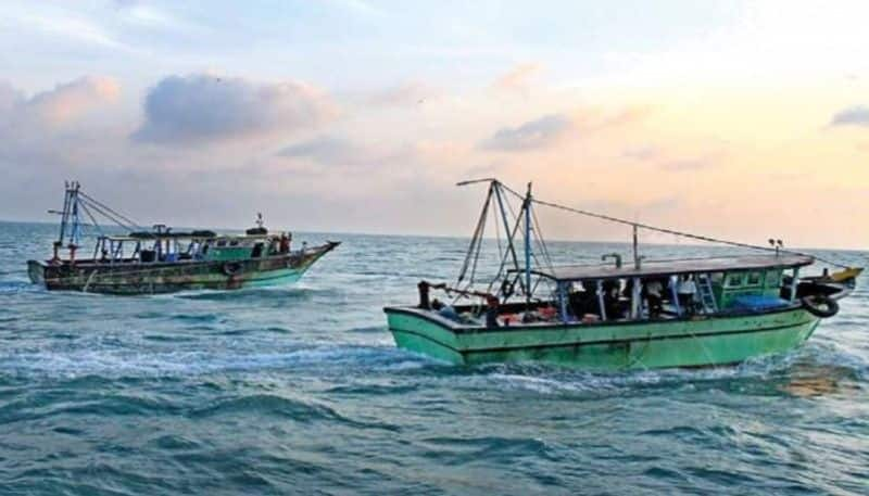 Tamilnadu Fishermen 32 people arrested by srilankan navy tvk