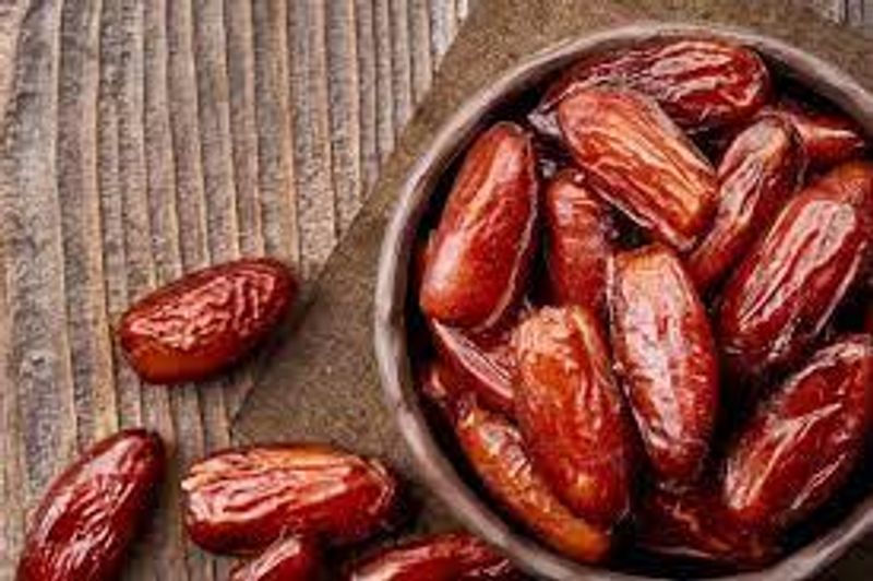 health benefits of eating dates in winter season