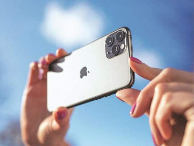 Apple iPhone 15 likely to have optical image stabilisation enabled telephoto camera report gcw