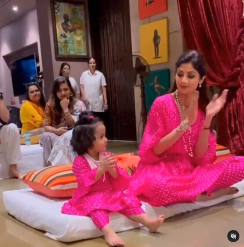 Shilpa Shettys daughter Samisha chants Gayatri mantra as she prays for injured bird dpl