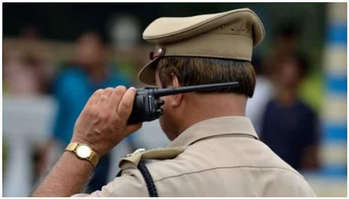 ছাদ ভেঙে পড়ে মৃত ২, আটকে পরিবারের বহু সদস্য, ভয়ানক ছবি হরিয়ানায়