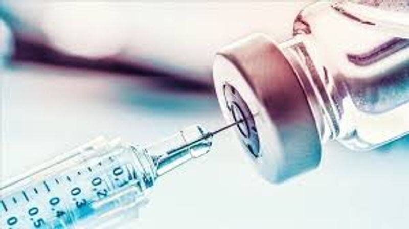 More Than 1 Crore Middle Age People Vaccinated in Karnataka  snr