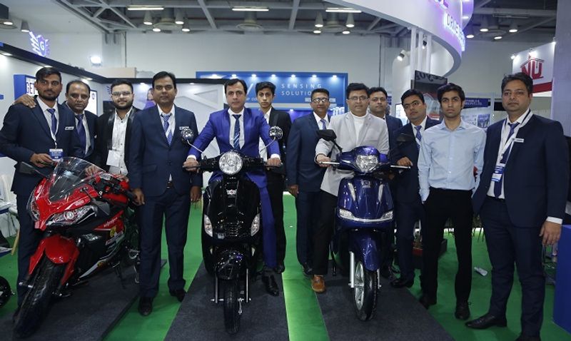 EV India Expo 2021 GT Force unveiled 3 electric two wheeler models delivers a range of 150 kms ckm