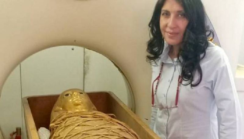 3000 year old mummy unwrapped with high tech scanners