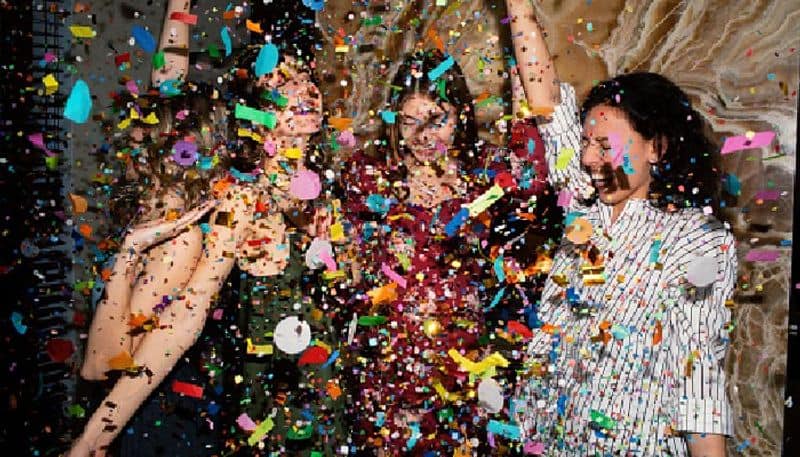 New Year's Eve: Five ideas for ringing in NewYear 2023 with your loved ones - adt 