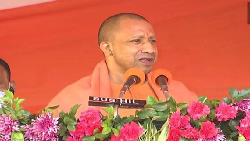 गोरखपुर को CM योगी देंगे बड़ी सौगात,  67 करोड़ की परियोजनाओं के साथ छात्रों को मिलेगा टैबलेट-स्मार्ट फोन