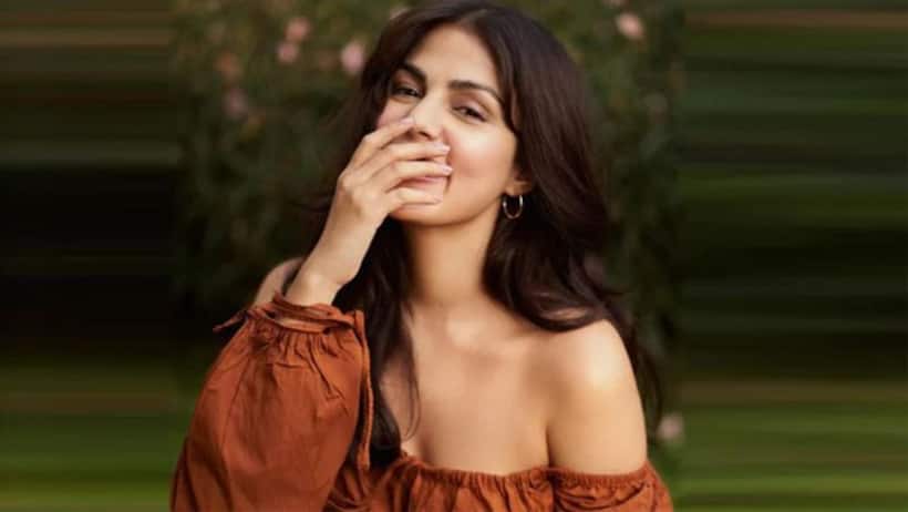 Rhea Chakraborty writes about the biggest lesson she learnt from 2021, check post