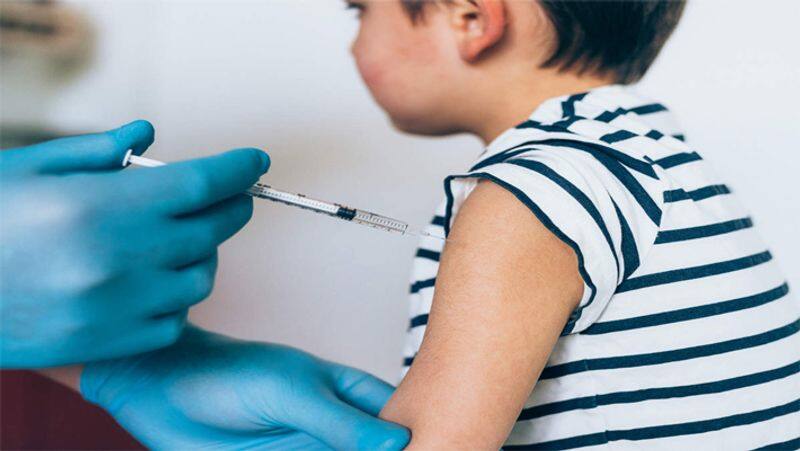 Karnataka Govt Vaccination Target For More Than 6 Lakh Children snr