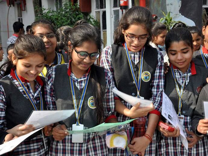 School Reopen: রাজ্যে ৩ ফেব্রুয়ারি খুলছে স্কুল, সরস্বতী পুজোর প্রস্তুতিও নিতে পারবে পড়ুয়ারা