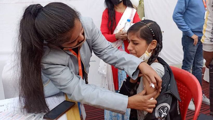 Vaccination for Children: ఇక వారు కూడా వ్యాక్సినేషన్ కు అర్హులే..