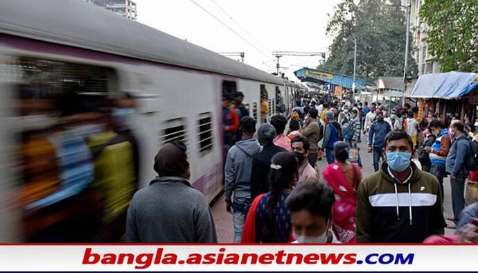 চলন্ত ট্রেন থেকে যুবতীকে ধাক্কা অস্ত্রধারী ছিনতাইবাজের, ব্যাপক উত্তেজনা শিয়ালদহ স্টেশনে