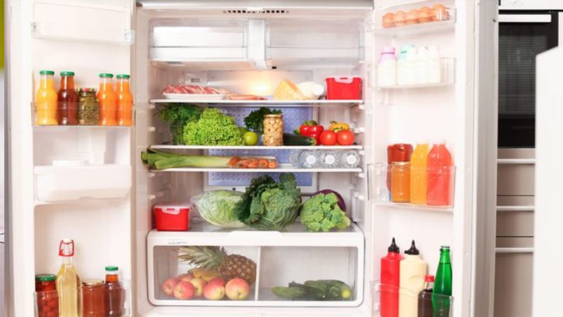 Use This Remedies To Reduce Bad Smell from Refrigerator