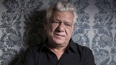 Om Puri Anniversary: पटरियों पर बिता बचपन, ढाबे पर धोए बर्तन, विवादों से भरी रही पर्सनल लाइफ