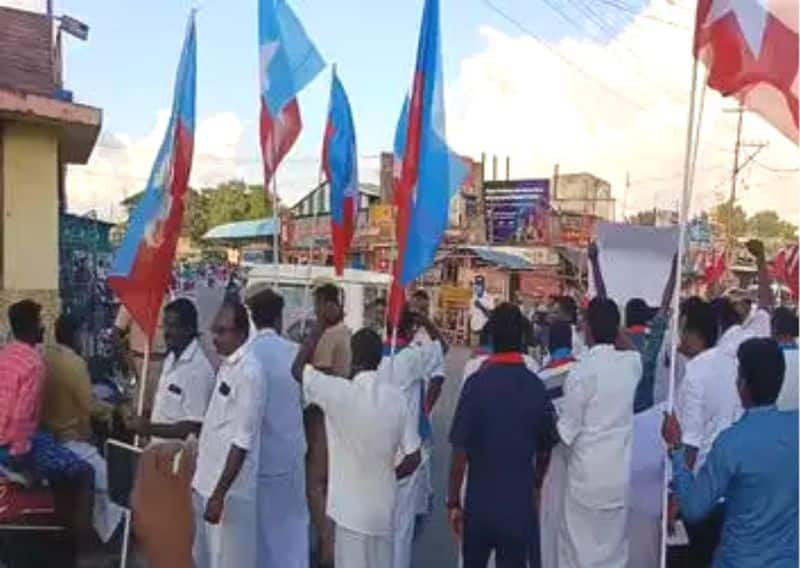 Thirumavalavan criticized for verbally abusing Tasmac shopkeeper vck party cadres protest