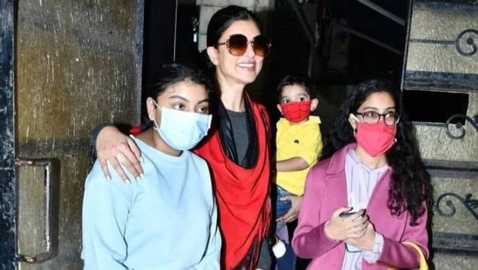 2 बेटियों के बाद 46 की Sushmita Sen बनी बेटे की मां, दिखाई लाडले की पहली झलक, एक साथ दिखे सभी