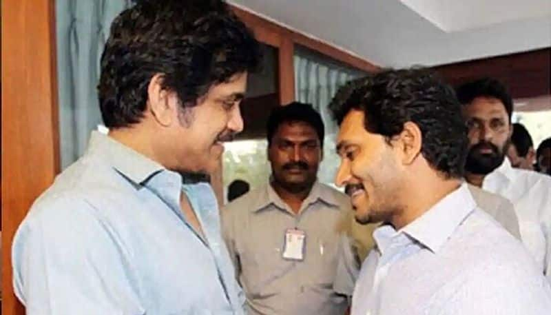 tollywood celebs meeting with cm jagan ntr nagarjuna missing from the list