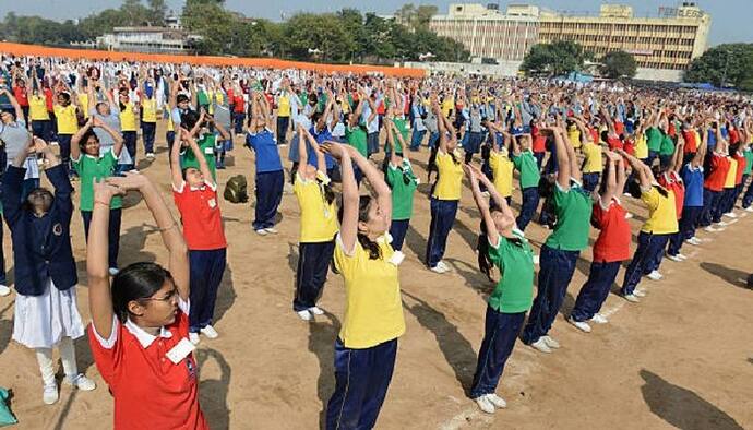 Ayush Minister: মকরসংক্রান্তিতে সূর্য নমস্কার করবেন কোটি মানুষ, পরিকল্পনা কেন্দ্রের