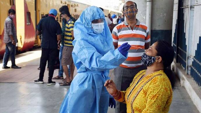 CoronaVirus: देश में 24 घंटे में मिले 2,71,202 नए मामले, पॉजिटिविटी रेट 16 फीसदी से ज्यादा