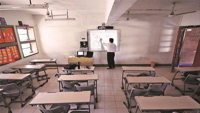 Digital university, 200 TV channels for supplementary education in schools proposed