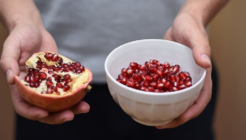 health benefits of pomegranate juice and seeds