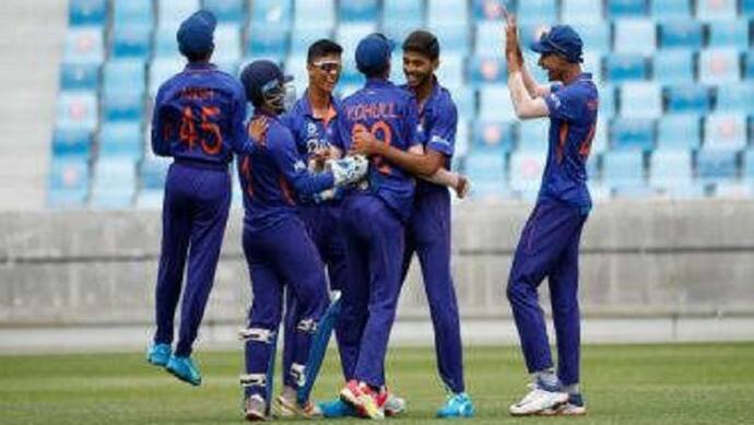 India vs South Africa, U19 World Cup: भारत ने जीत से की शुरुआत, साउथ अफ्रीका को 45 रन से हराया