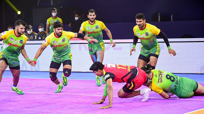 Pro Kabaddi League Bengaluru Bulls Battling to Secure Playoff Spots kvn