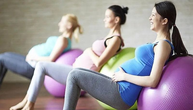 Are you pregnant and want to do Yoga? Here are some do's and don'ts practising Yoga during pregnancy RCB