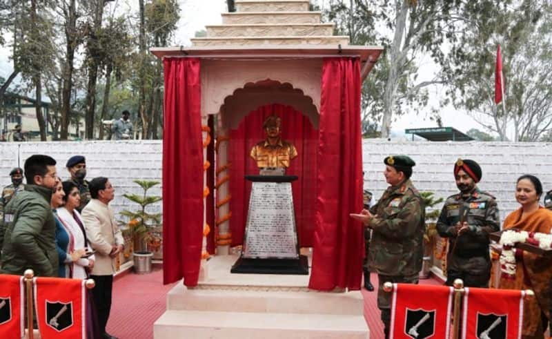 Capt Vikram Batra's bust unveiled at Palampur Military Station