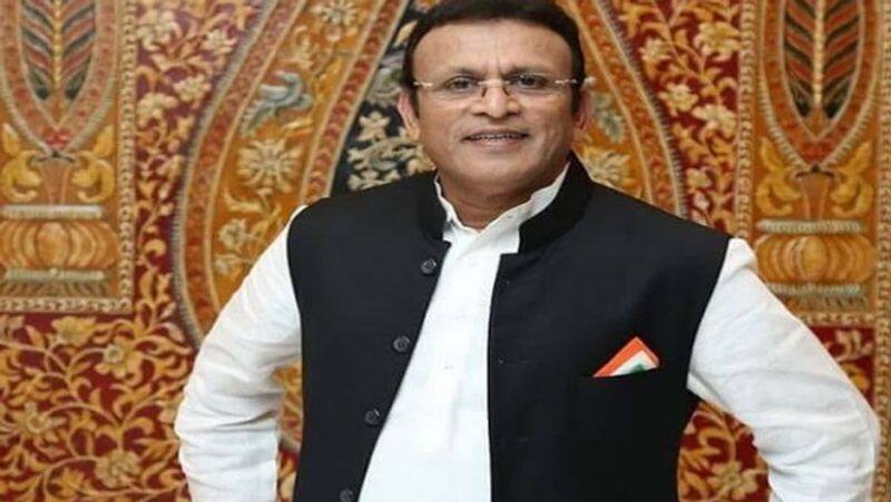 Bollywood actor Annu kapoor hospitalized after chest pain in Ganga ram Delhi ckm