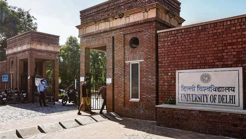 DU Admissions 2022: Approximately 50K students accept seat allocated in first list - adt 